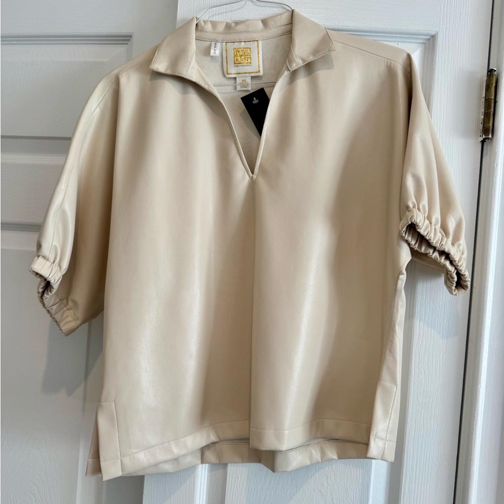 NWT Emily McCarthy Poppy Top in Sandshell Vegan Leather. Size XS.